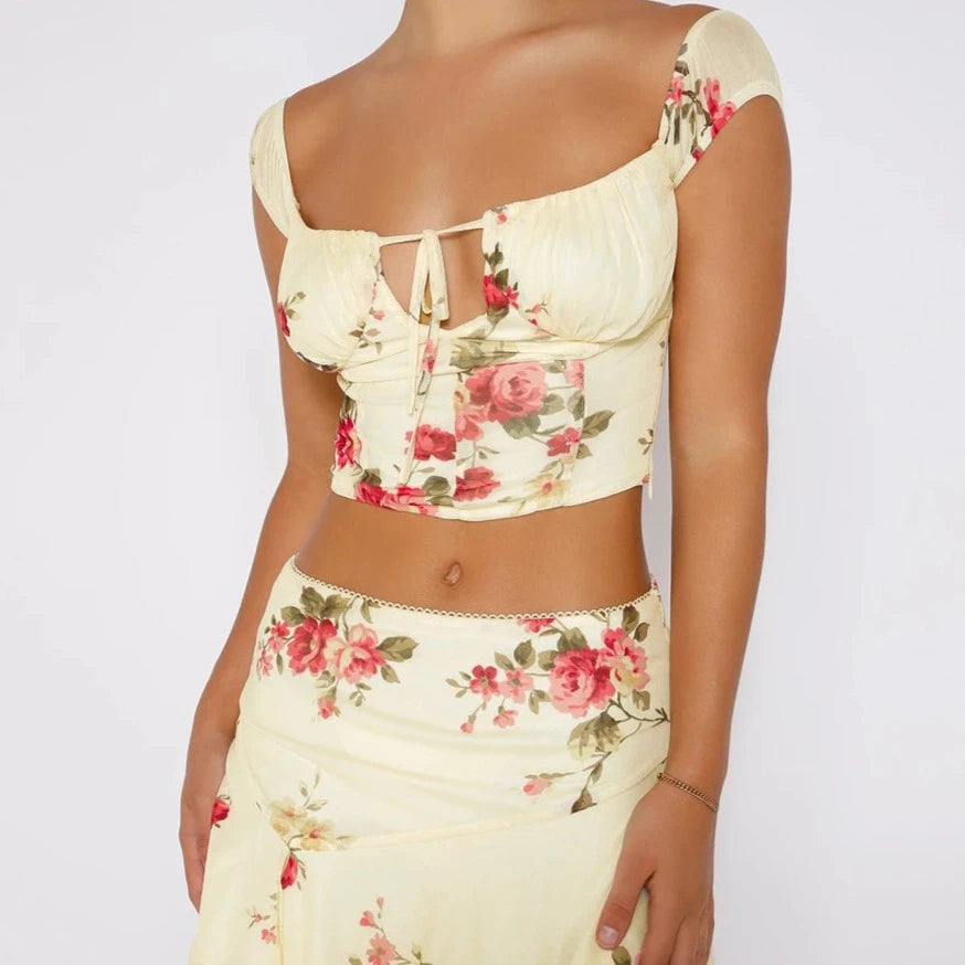 DELIA Ditsy Floral Crop Top And Mini Skirt Yellow Y2K Set