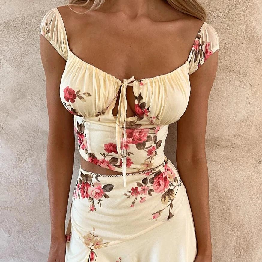 DELIA Ditsy Floral Crop Top And Mini Skirt Yellow Y2K Set
